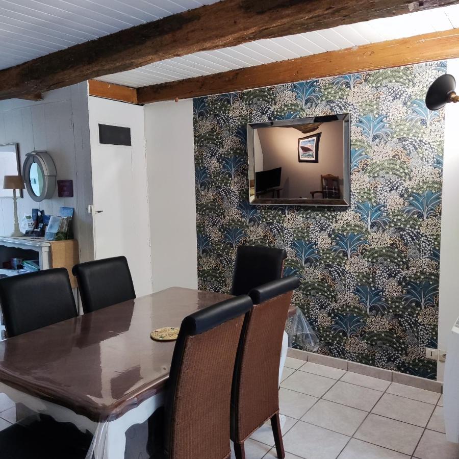 Gite De L'Escapade Frossay Екстер'єр фото